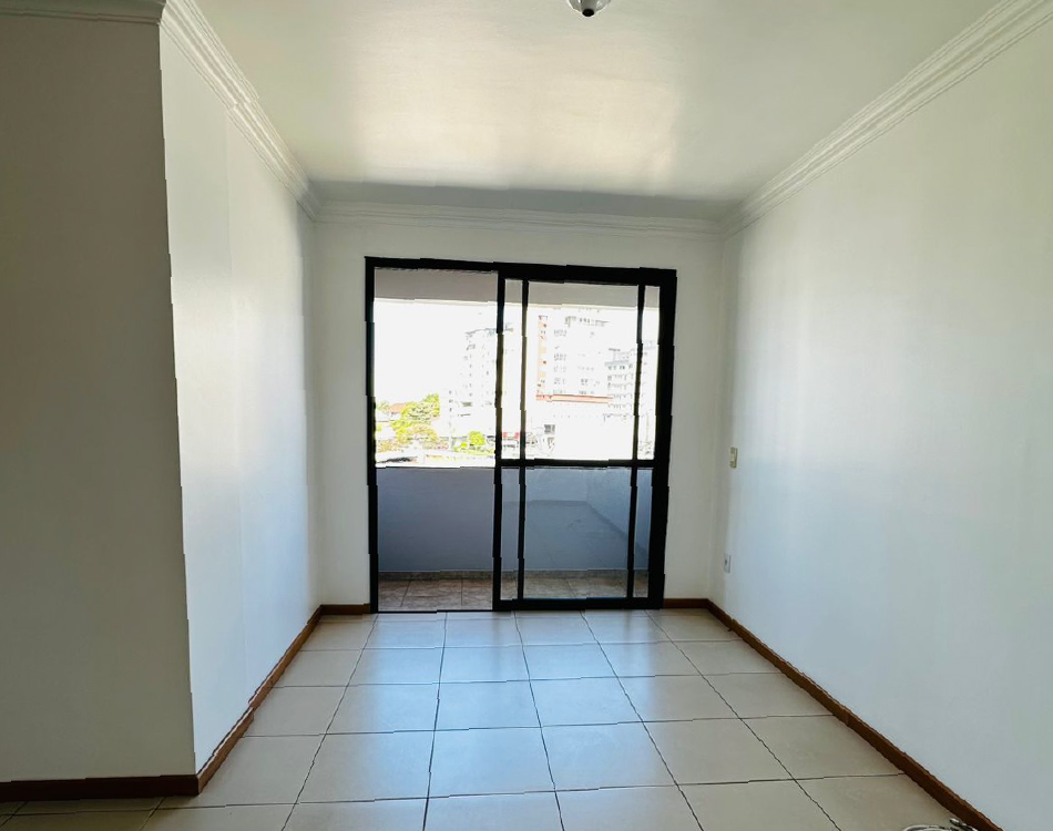 Apartamento de 2 dormitórios – Ed. Condomínio Da Sete